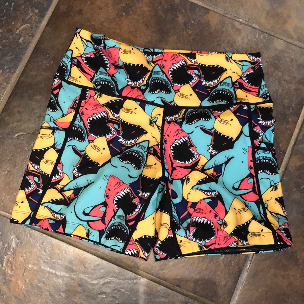 Constantly Varied Gear CVG Shark Attack shirts size M